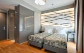 Туры в отель Fortyfive Squared Hotel