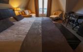 Туры в отель Hotel Chariot