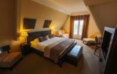 Туры в отель Hotel Chariot