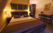 Туры в отель Hotel Chariot