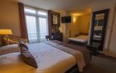 Туры в отель Hotel Chariot