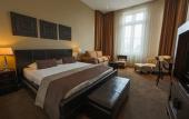 Туры в отель Hotel Chariot