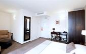 Туры в отель Hotel Chariot