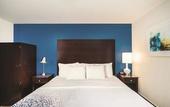 Туры в отель La Quinta Inn & Suites by Wyndham Brooklyn Downtown