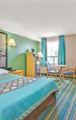 Туры в отель Super 8 by Wyndham Toronto East ON