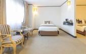 Туры в отель CH Hotel
