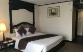 Туры в отель CH Hotel