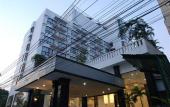 Туры в отель CH Hotel