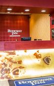 Туры в отель Rodeway Inn Macarthur Airport