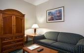 Туры в отель Holiday Inn Express Hauppauge-Long Island