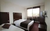Туры в отель Adonis Lyon Est Hotel Artys