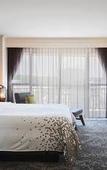 Туры в отель Renaissance Raleigh North Hills Hotel