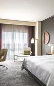 Туры в отель Renaissance Raleigh North Hills Hotel
