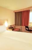 Туры в отель ibis Etampes