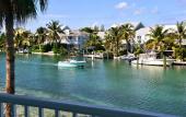 Туры в отель Sandyport Beach Resort
