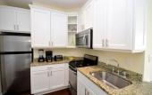Туры в отель Sandyport Beach Resort