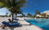 Туры в отель Sandyport Beach Resort