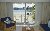 Туры в отель Sandyport Beach Resort