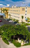 Туры в отель Comfort Suites Seven Mile Beach Cayman Islands