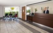 Туры в отель Sejours & Affaires Caen Le Clos Beaumois