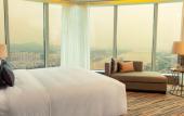 Туры в отель Renaissance Huizhou Hotel