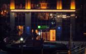 Туры в отель Holiday Inn Express Chongqing Jinxiucheng