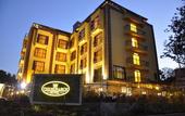 Туры в отель The Monarch Hotel