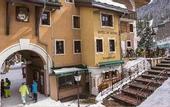 Туры в отель Hotel du Bourg