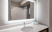 Туры в отель Holiday Inn Express & Suites Anaheim Resort Area by IHG