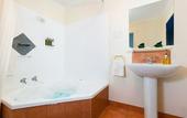 Туры в отель Elliotts Kapiti Coast Motor Lodge