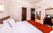 Туры в отель Julian Forest Suites