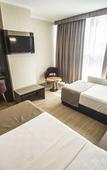 Туры в отель The Corner Hotel