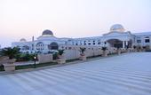 Туры в отель Ramada by Wyndham Lucknow Hotel and Convention Center