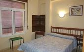 Туры в отель Hostal Guillot