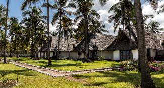 Karafuu Beach Resort & Spa 5*