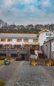 Туры в отель Nanjing Bojin Blossom Hill · Pipa Mountain Lodge (Sun Yat-sen's Mausoleum)