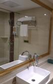 Туры в отель Vienna international hotel (Zhuhai Qinglv Road Riyuebei Grand Theater Branch)
