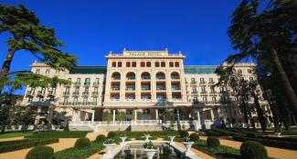 Kempinski Palace 5*
