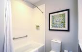 Туры в отель Holiday Inn Express & Suites Tampa USF Busch Gardens by IHG