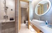 Туры в отель Wuhan Yellow Crane Tower Tanhua Lin Atour Hotel