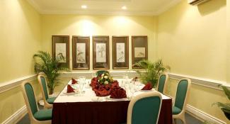 Knutsford Court Hotel 4*