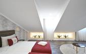Туры в отель Famous Crows Lisbon Suites