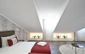 Туры в отель Famous Crows Lisbon Suites