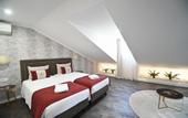 Туры в отель Famous Crows Lisbon Suites