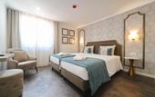 Туры в отель Famous Crows Lisbon Suites