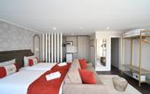 Туры в отель Famous Crows Lisbon Suites