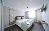 Туры в отель Famous Crows Lisbon Suites