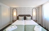 Туры в отель Famous Crows Lisbon Suites