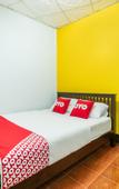 Туры в отель OYO 608 Maleena Home