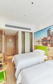 Туры в отель Vienna 3 Best Hotel (Shenzhen Qianhai Bao'an Center Happy Harbor Ferris Wheel)
